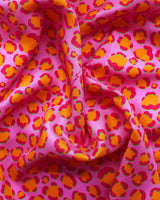 Resized_WE00902202ScarfLeoPink_Detail.jpg