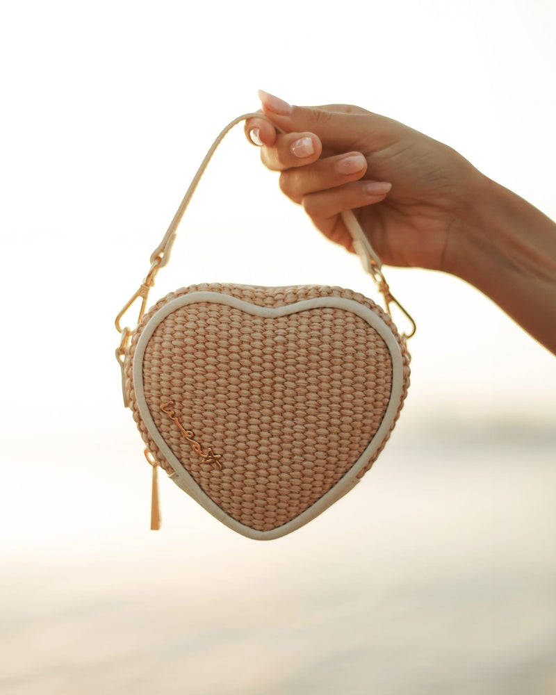 Mini Heart Bag Raffia Tofu