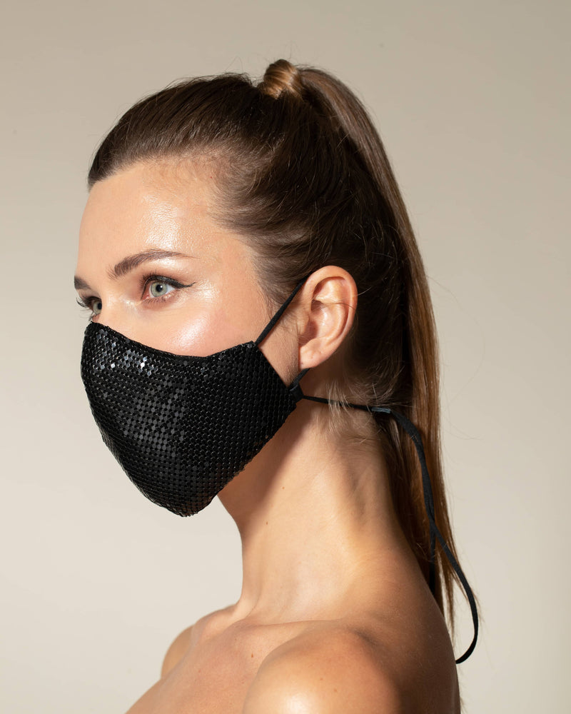 fashion-mask-black-sequin-we04020010-15449668681764_cc1ccaad-c620-4a9c-99f2-b719b6cacdb0.jpg